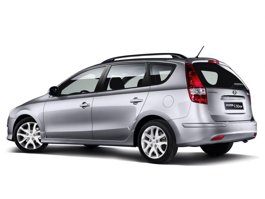  Hyundai i30 CW FIFA WM 2011 года  (фото 2 из 2)